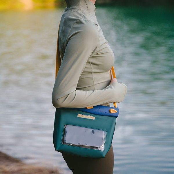 Водонепроницаемая сумка Naturehike CNK2300BS016, 5,6л, темно-зеленая at-6976023924903 фото